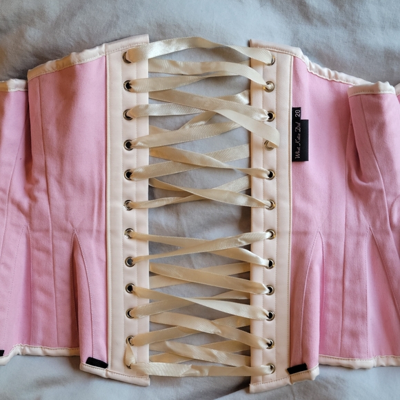 20" What Katie Did Corset - Picture 3 of 4